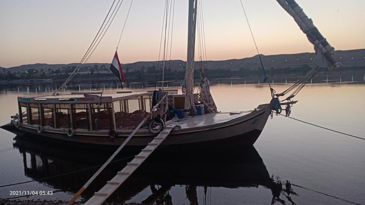 Jj Jamaica Felucca Hotel Aswan Exterior photo